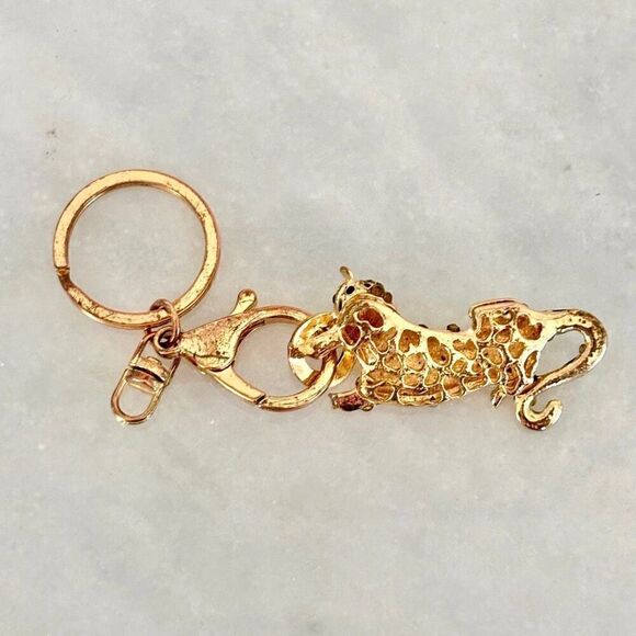 Effy Sparkly Amber Crystal Rhinestones Spotted Panther Keychain Gold-tone OS - Picture 3 of 4